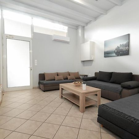 Spacious Apartment-600M From The Subway Athena Bagian luar foto