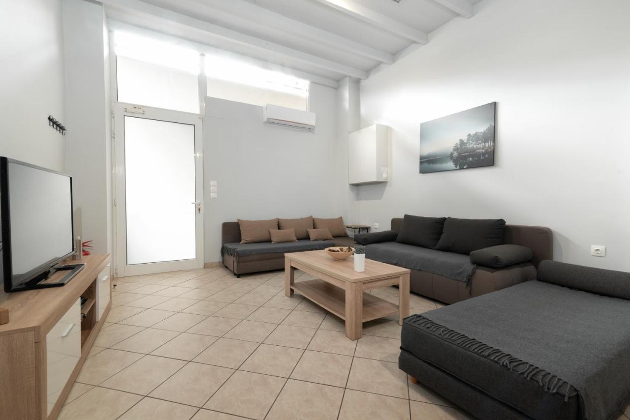 Spacious Apartment-600M From The Subway Athena Bagian luar foto